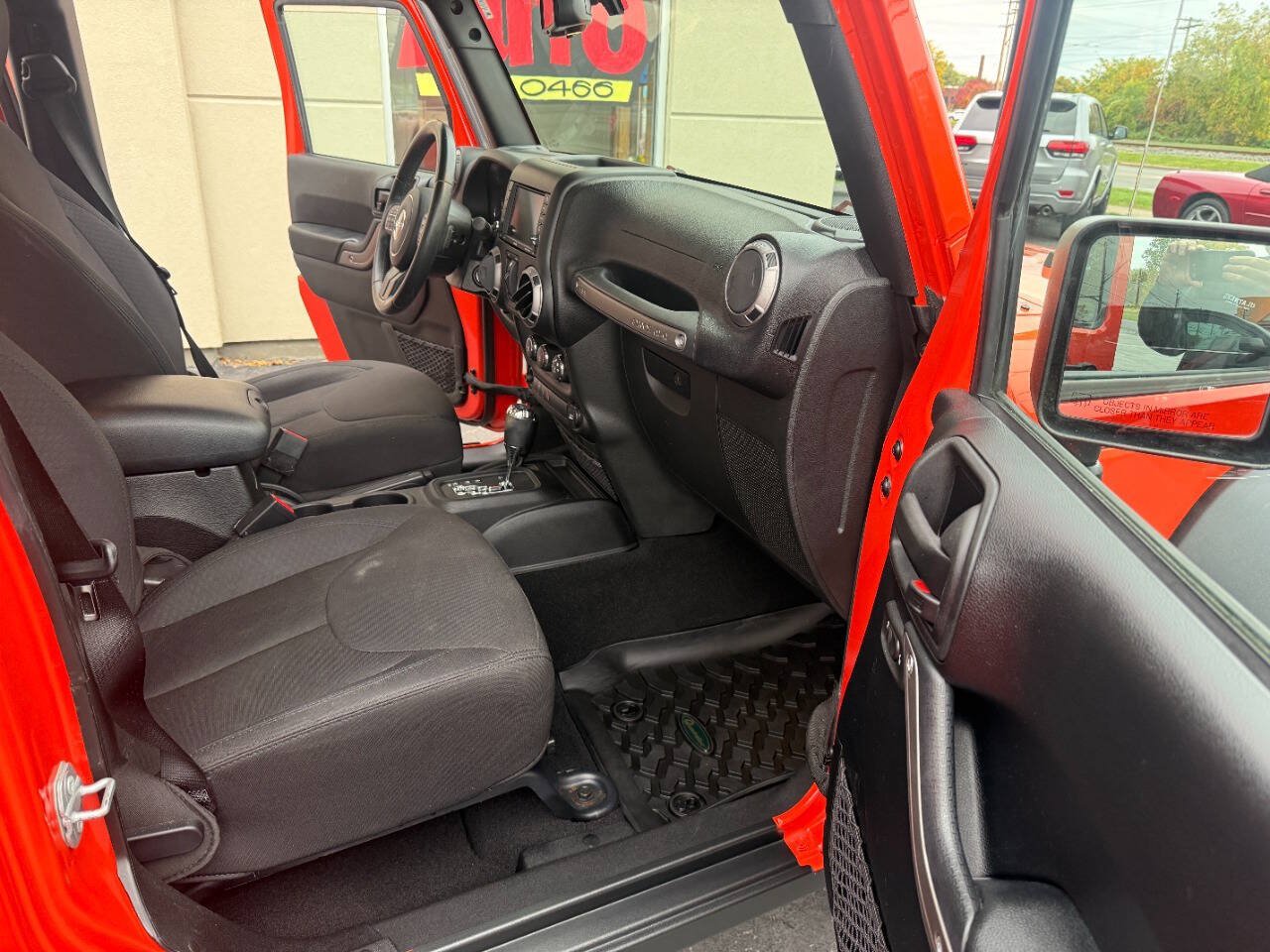 Used 2015 Jeep Wrangler Unlimited Sport w/ Quick Order Package 24S AWD/4WD image 15