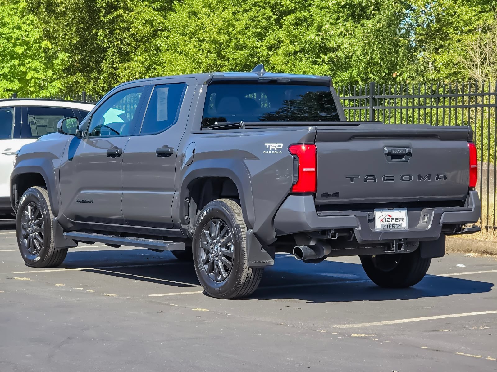 Used 2025 Toyota Tacoma TRD Off-Road AWD/4WD image 5