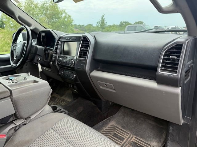 Used 2015 Ford F150 XLT w/ Equipment Group 302A Luxury AWD/4WD image 13