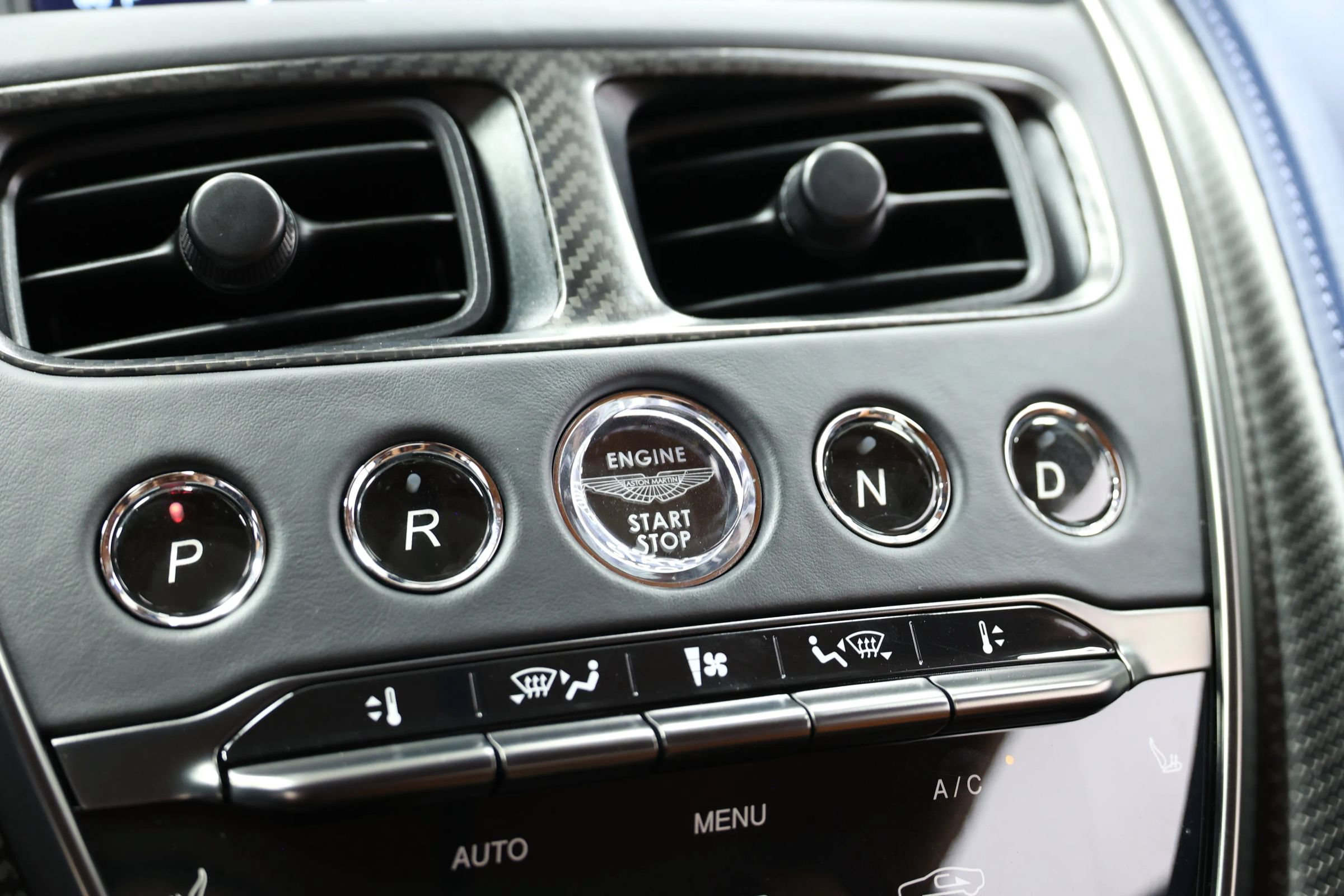 Used 2023 Aston Martin DBS Coupe RWD image 54