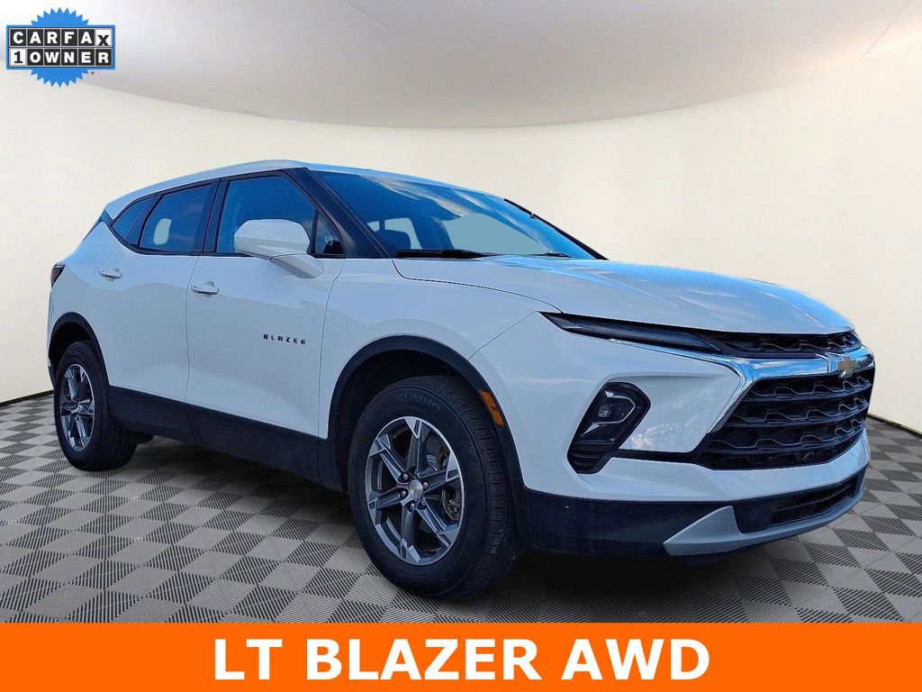 Used 2023 Chevrolet Blazer LT video 1