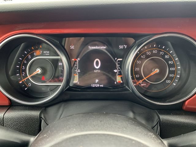 Used 2023 Jeep Wrangler Unlimited Rubicon w/ Cold Weather Group AWD/4WD image 11
