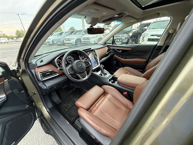 Used 2022 Subaru Outback Touring XT AWD/4WD image 19
