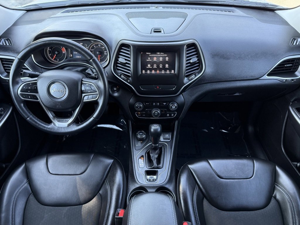Used 2019 Jeep Cherokee Latitude Plus image 21