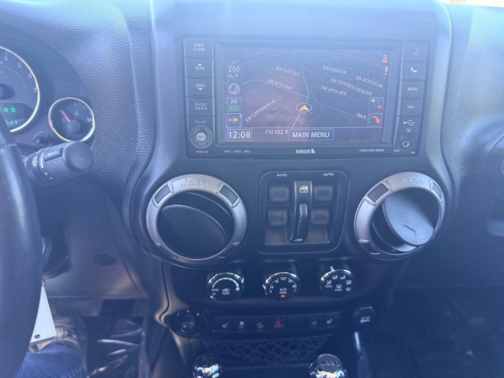 Used 2013 Jeep Wrangler Unlimited Sahara w/ Dual Top Group AWD/4WD image 21
