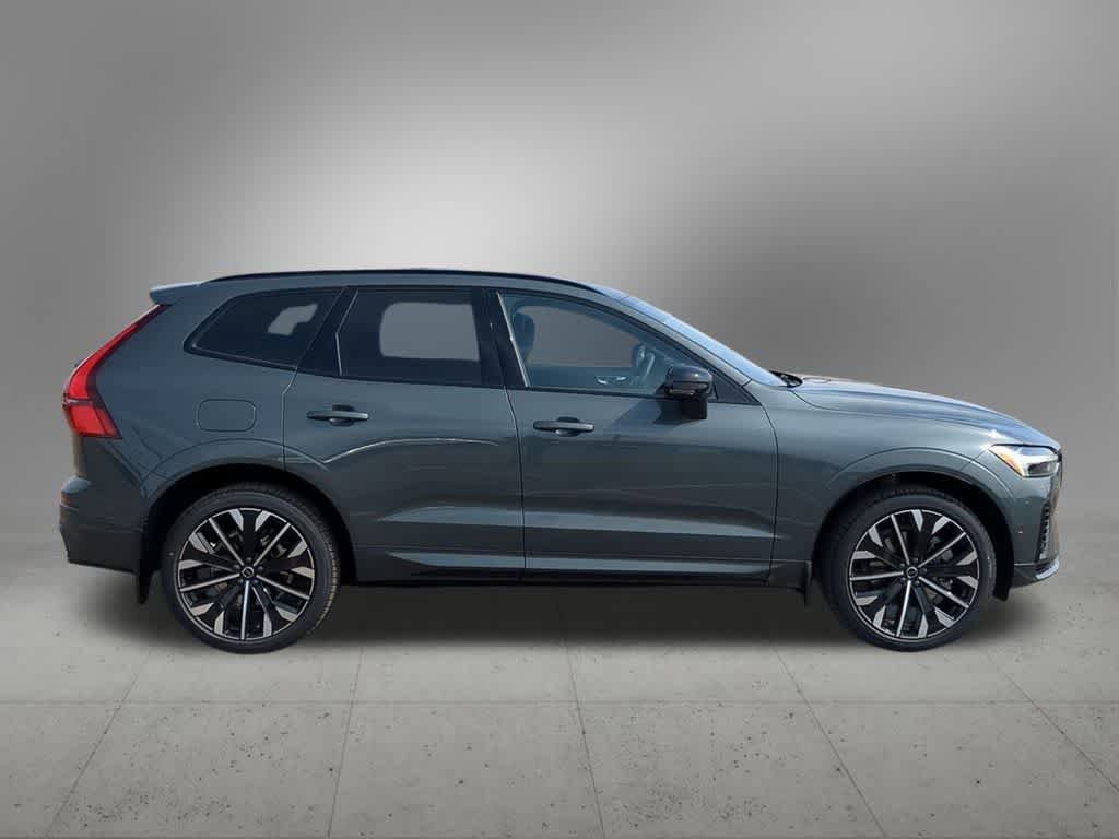 New 2026 Volvo XC60 T8 Ultra w/ Protection Package Premier AWD/4WD image 7