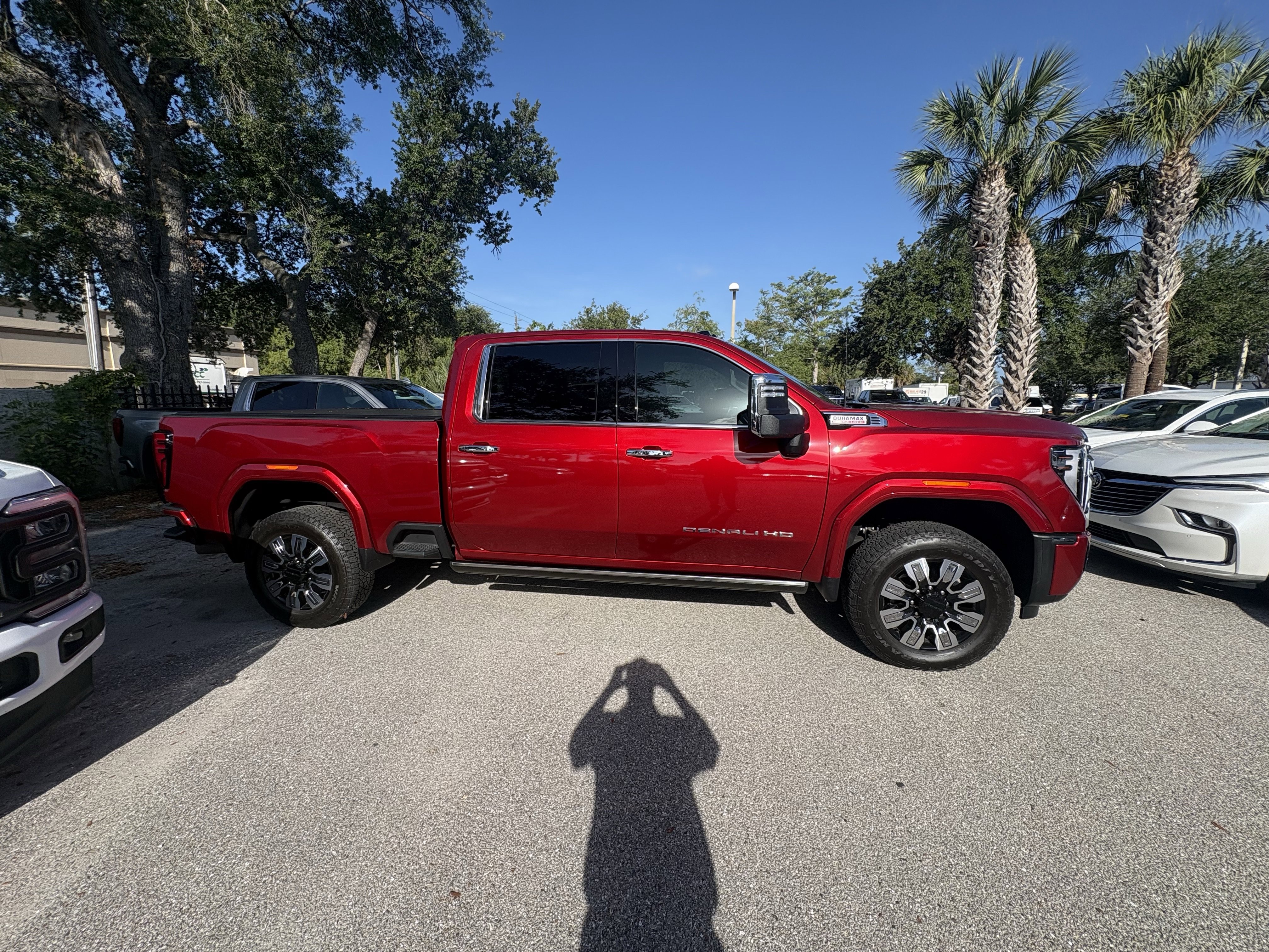 Used 2024 GMC Sierra 2500 Denali w/ Denali Reserve Package AWD/4WD image 8