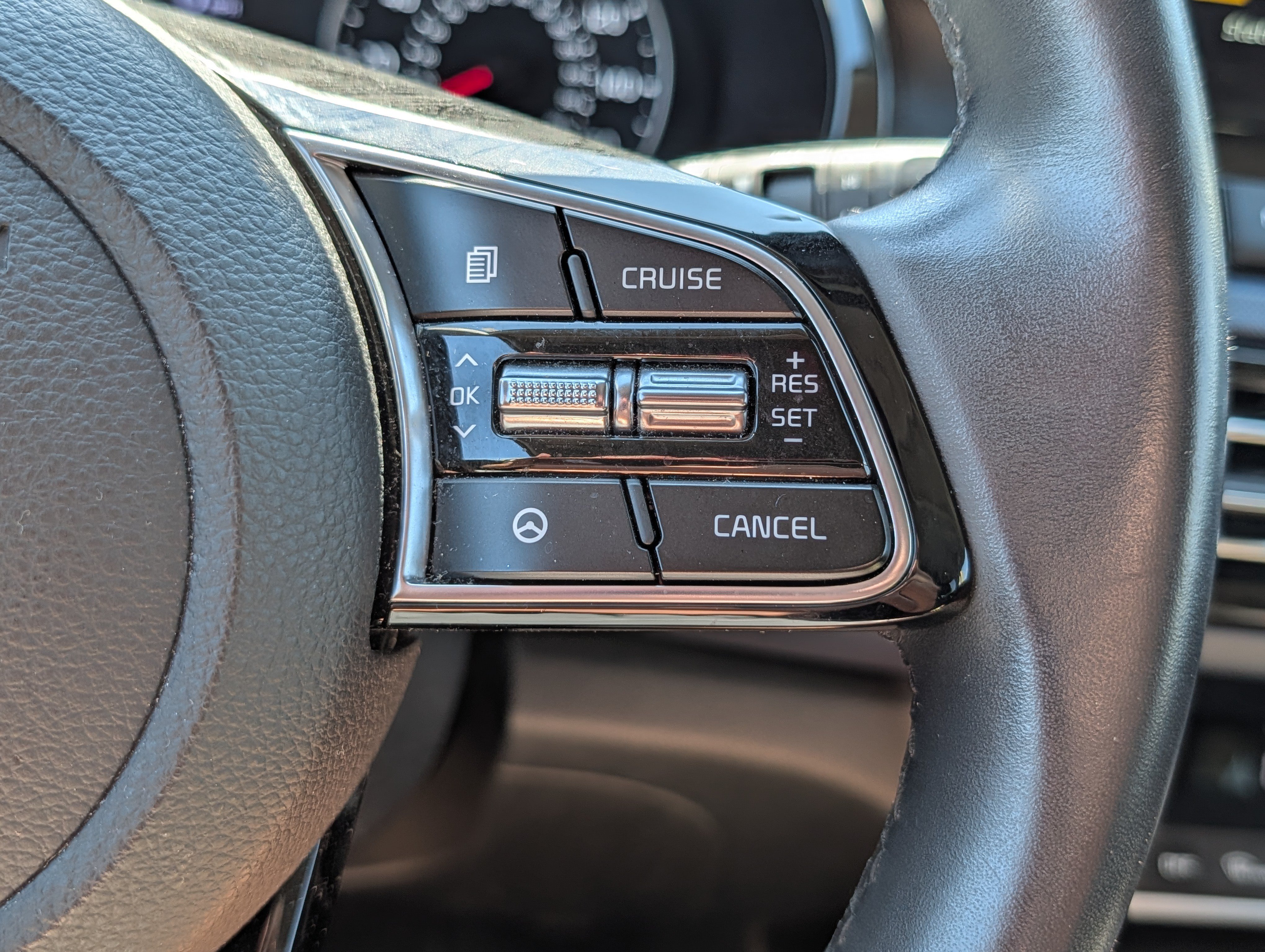 Certified 2023 Kia Seltos S w/ Navigation Package AWD/4WD image 30
