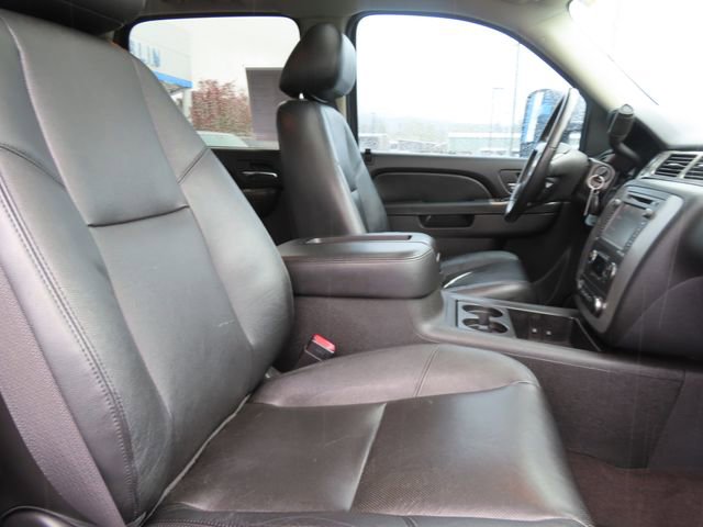 Used 2013 Chevrolet Silverado 2500 LTZ w/ LTZ Plus Package image 40