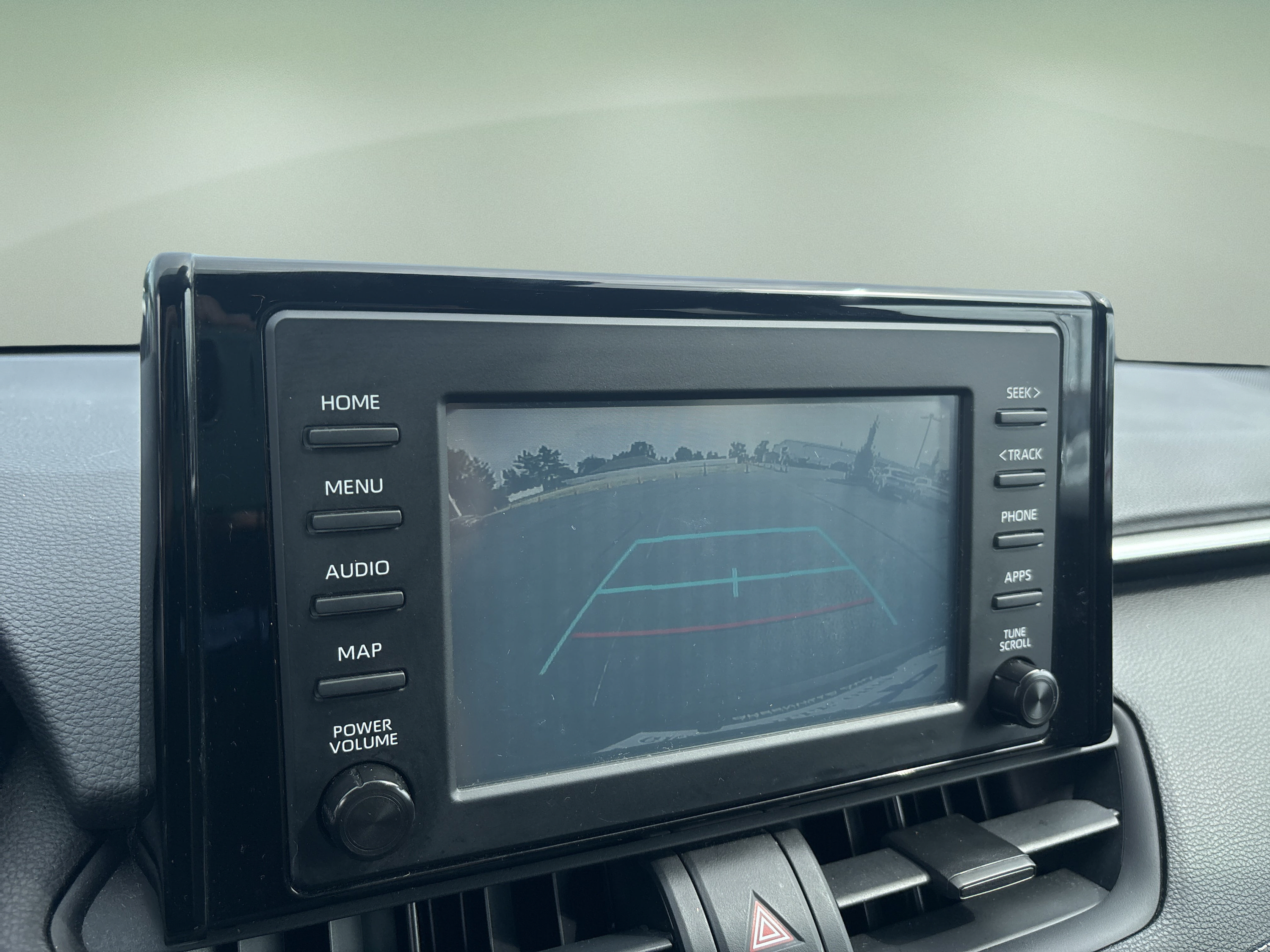 Used 2019 Toyota RAV4 LE w/ Carpet Mat Package FWD image 13