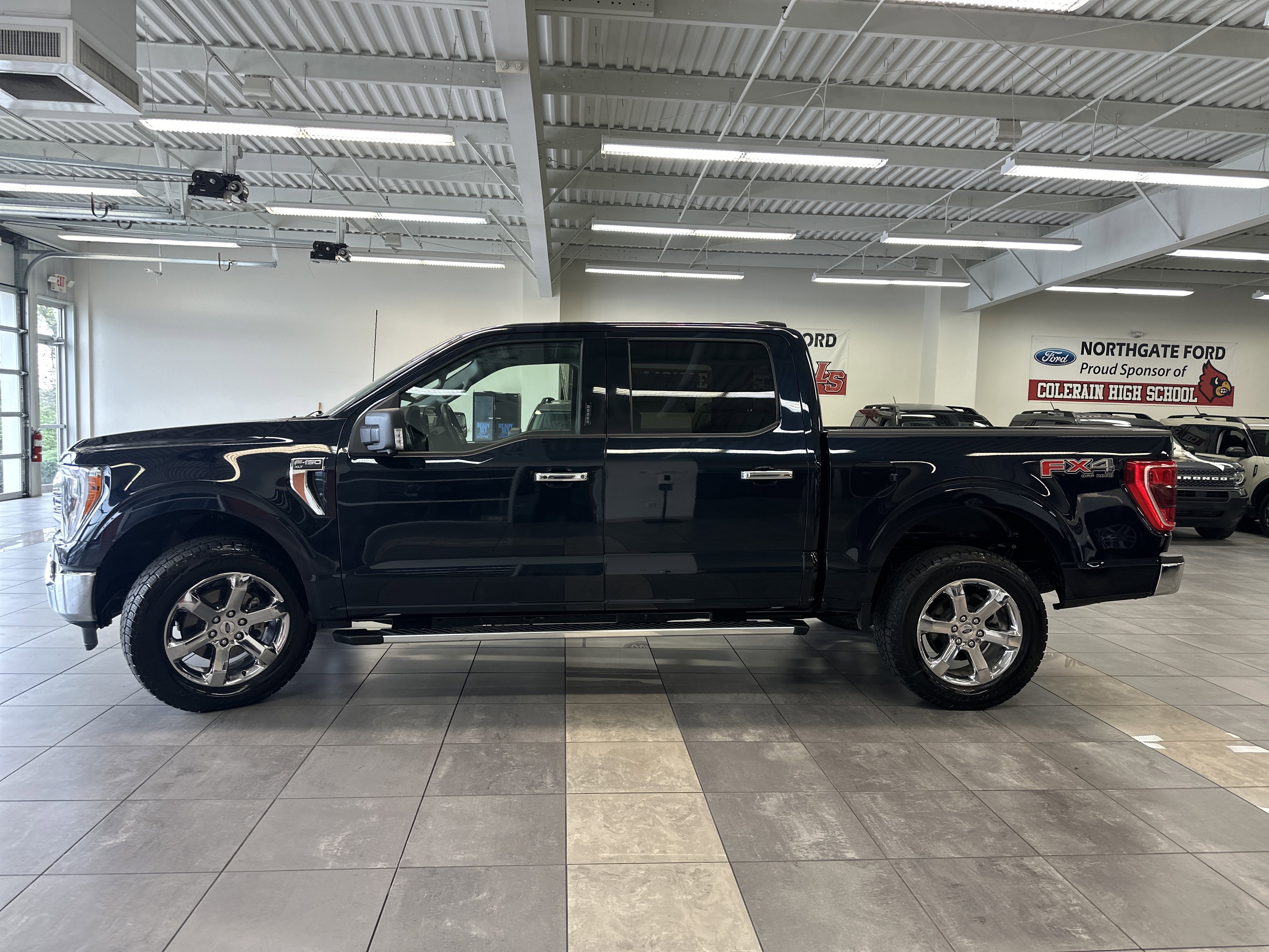 Used 2022 Ford F150 XLT w/ Equipment Group 302A High AWD/4WD image 17