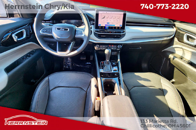 Used 2023 Jeep Compass Limited w/ Elite Group AWD/4WD image 9