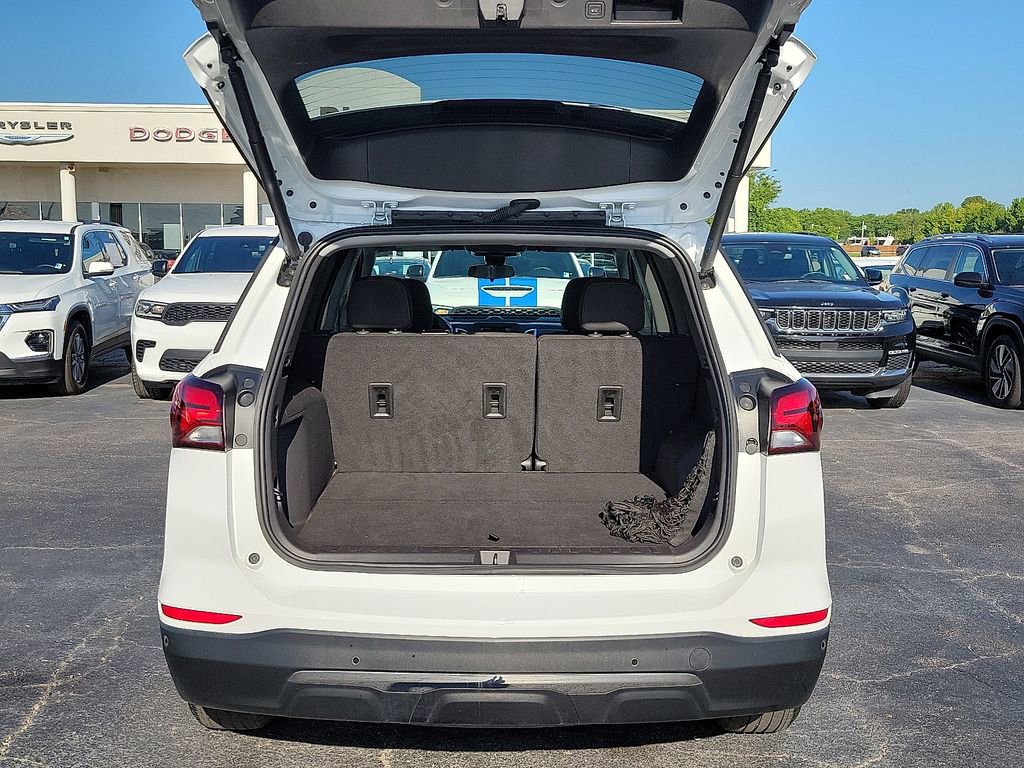 Used 2023 Chevrolet Equinox LT image 8