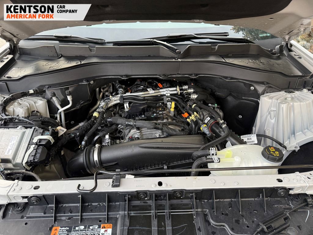 Used 2025 Ford Explorer Active image 37