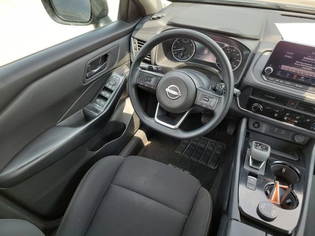 Used 2024 Nissan Rogue S AWD/4WD image 14