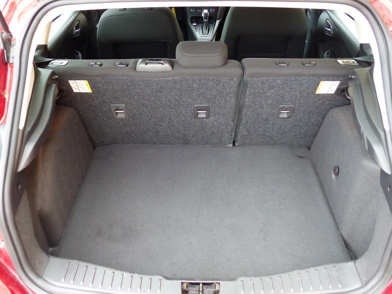 Used 2016 Ford Focus SE FWD image 37