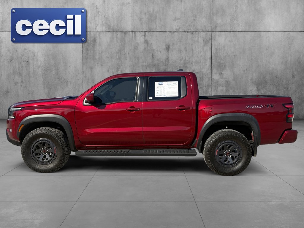 Used 2024 Nissan Frontier PRO-4X w/ Technology Package AWD/4WD image 8