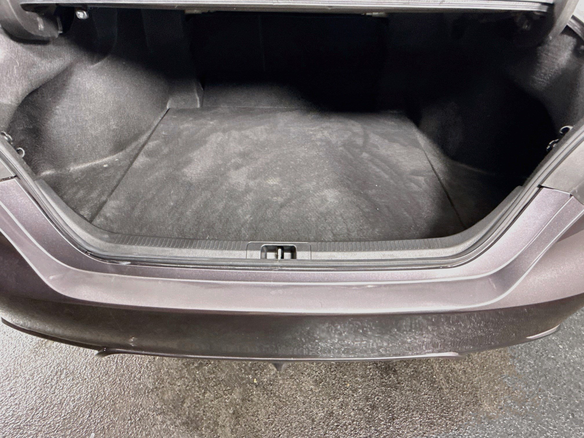 Used 2021 Toyota Camry SE w/ Carpet Mat Package (TMS) FWD image 34