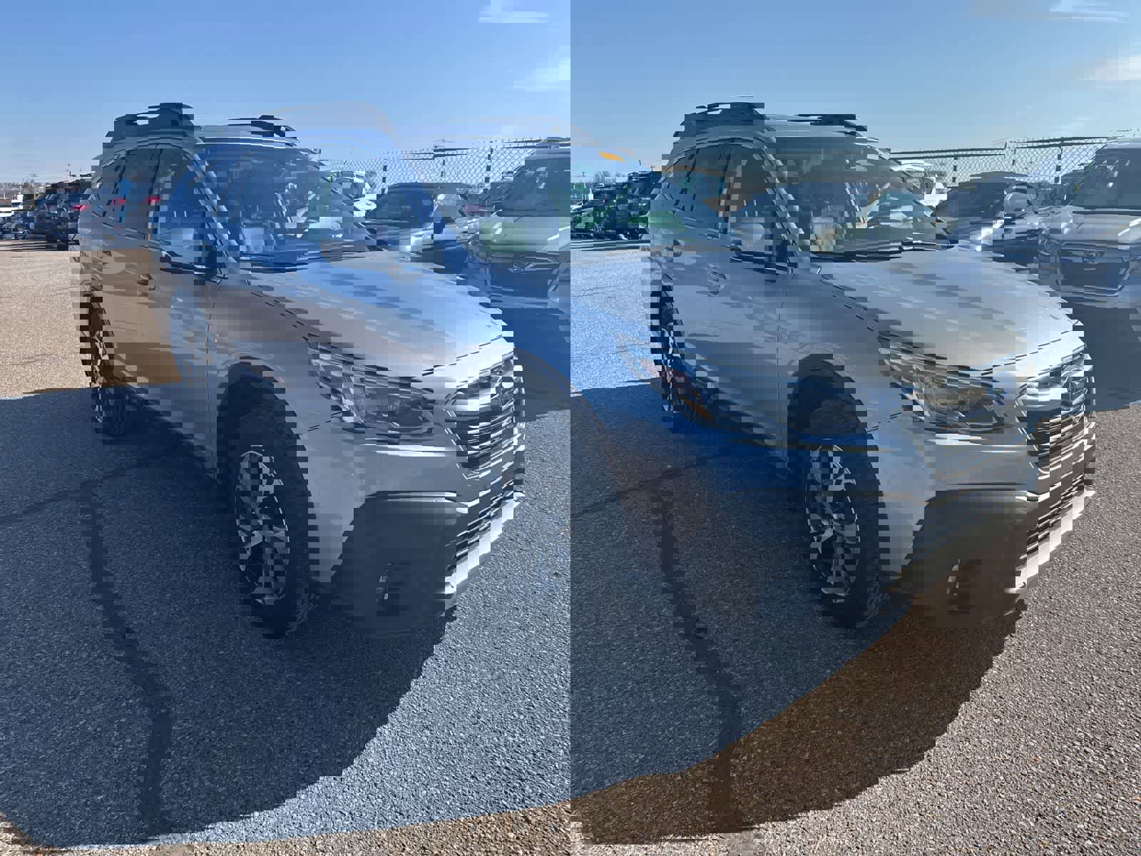 Used 2022 Subaru Outback Limited w/ Popular Package #2 image 4