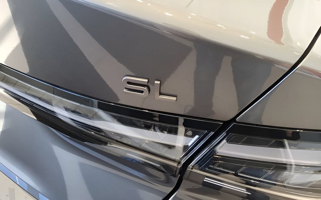 New 2026 Nissan Sentra SL w/ Floor Mat Package FWD image 34