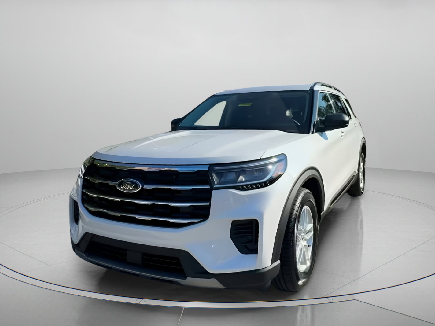 New 2026 Ford Explorer Active RWD image 11