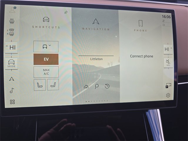 New 2026 Land Rover Range Rover Sport Dynamic SE image 13