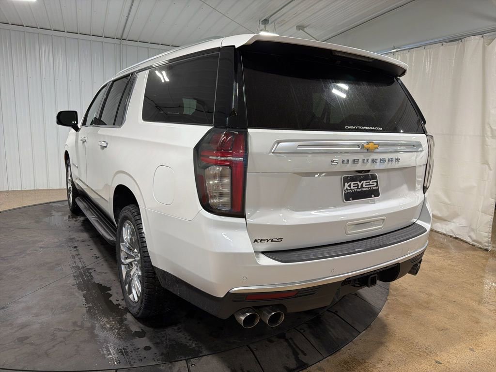 Used 2021 Chevrolet Suburban High Country AWD/4WD image 6