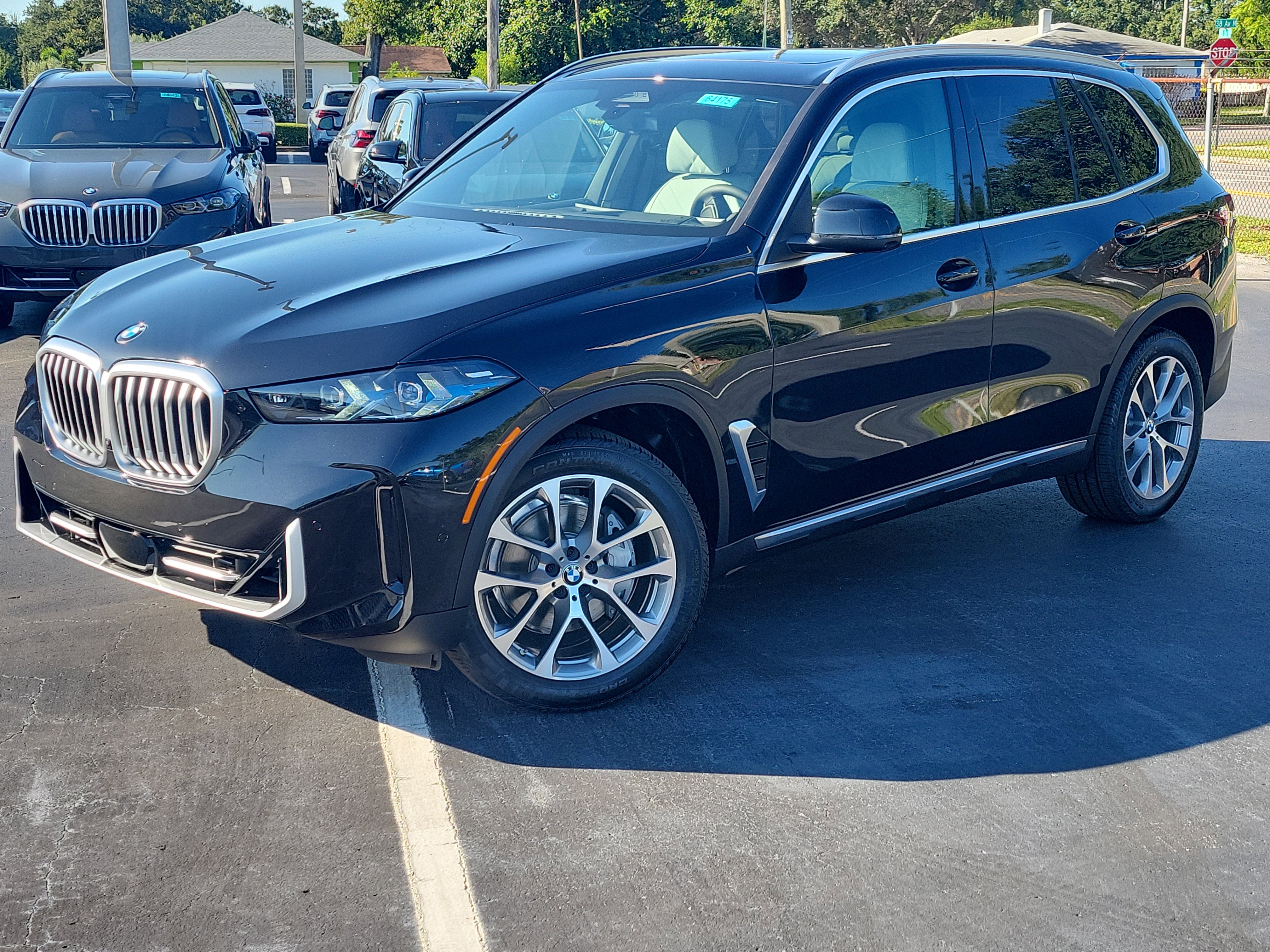 New 2026 BMW X5 xDrive40i w/ Climate Comfort Package image 1