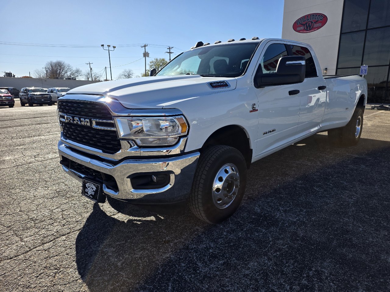 Used 2024 RAM 3500 Big Horn image 3
