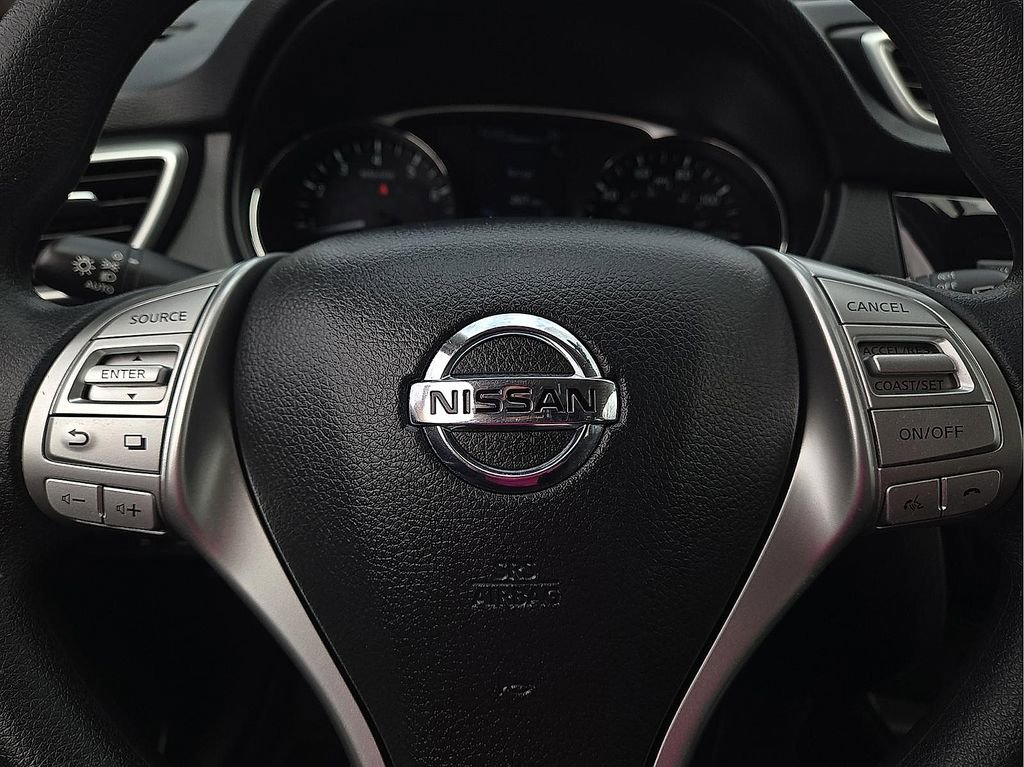 Used 2016 Nissan Rogue SV w/ SV Premium Package image 20