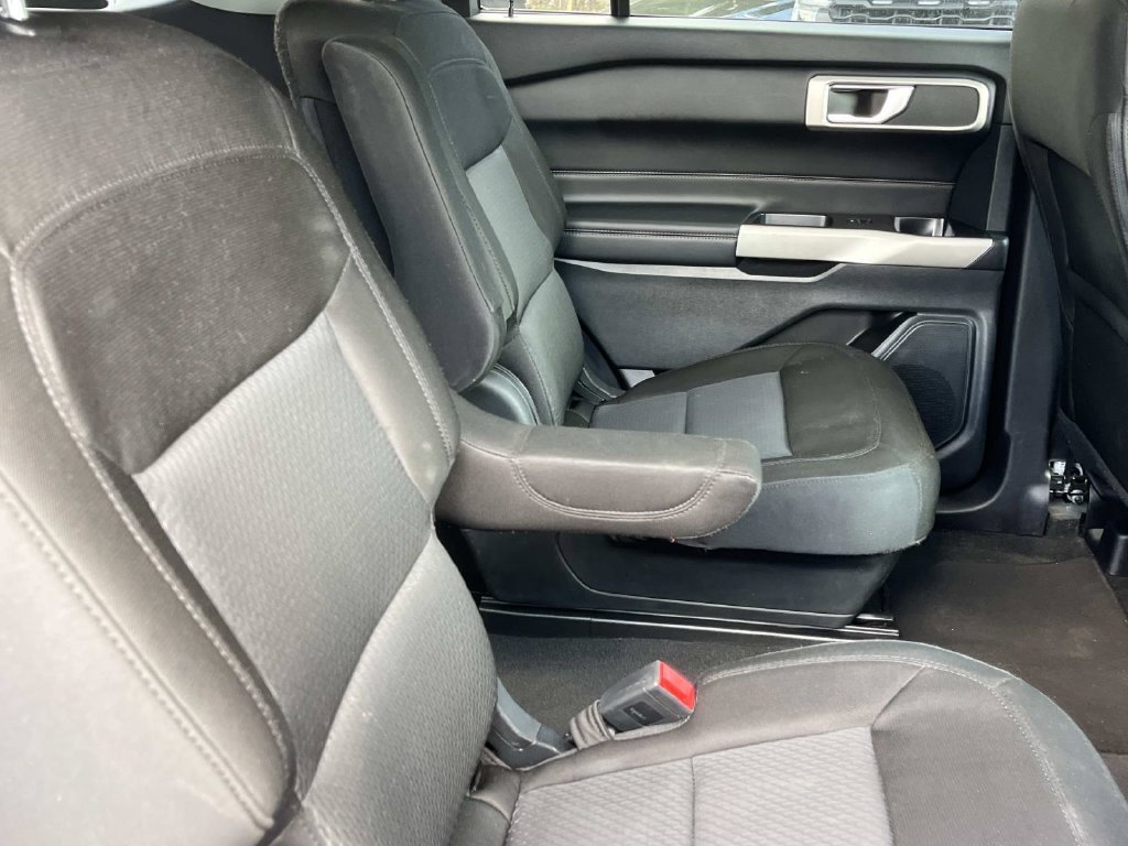 Used 2022 Ford Explorer XLT RWD image 29