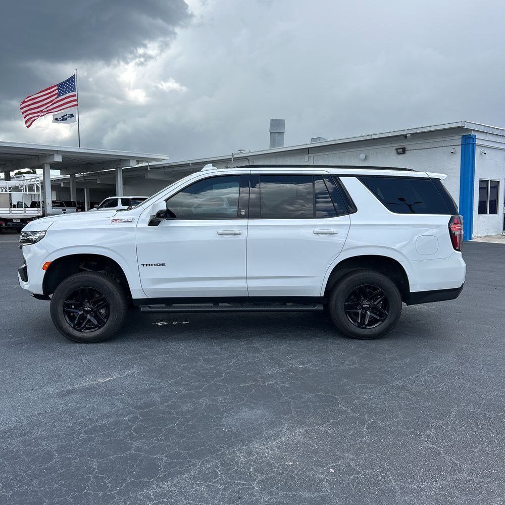 Used 2021 Chevrolet Tahoe Z71 w/ Z71 Signature Package AWD/4WD image 4