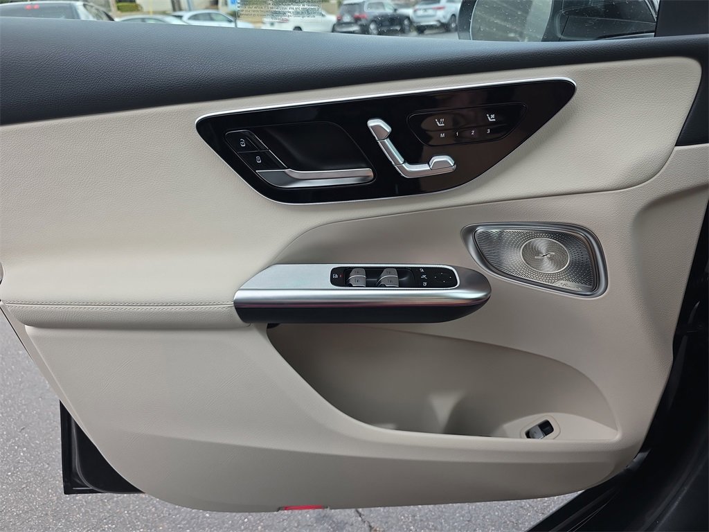 New 2026 Mercedes-Benz GLC 300 4MATIC image 19