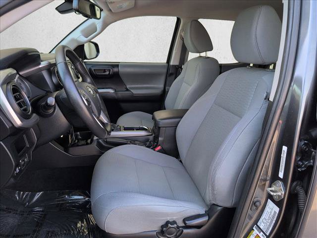 Used 2019 Toyota Tacoma SR5 AWD/4WD image 16