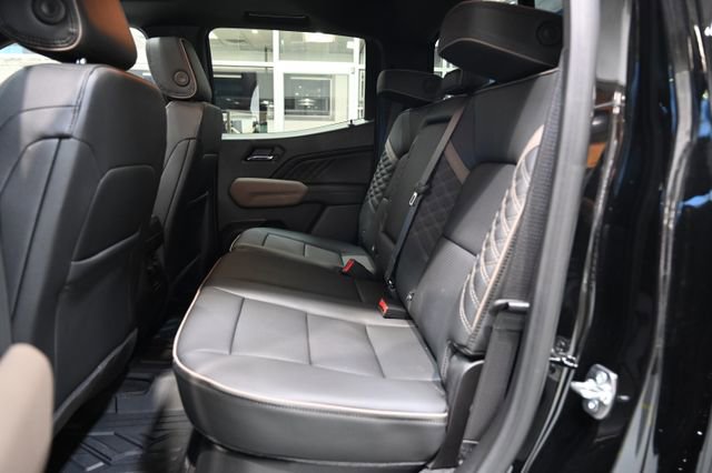 New 2026 GMC Canyon Denali image 13