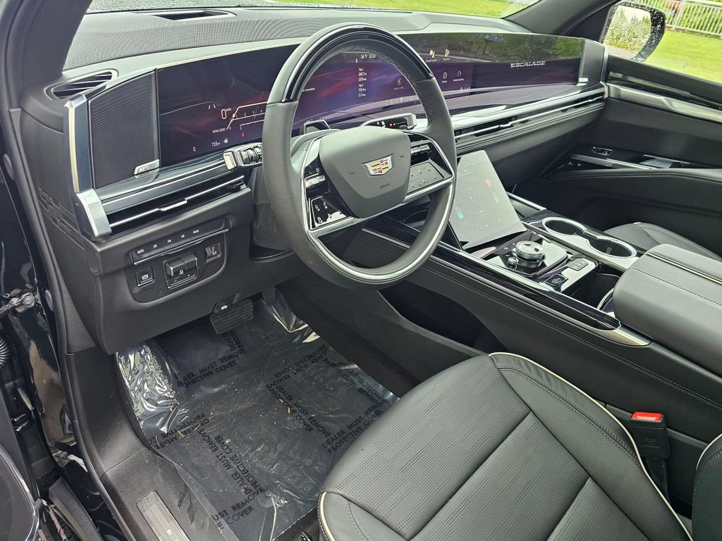 Certified 2026 Cadillac Escalade ESV Sport w/ LPO, Floor Liner Package AWD/4WD image 22