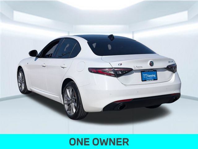 Used 2024 Alfa Romeo Giulia Ti AWD/4WD video 3