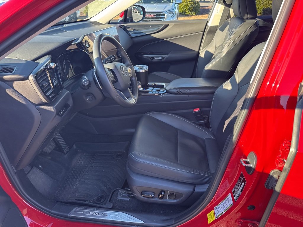 Used 2022 Lexus NX 350h AWD image 38