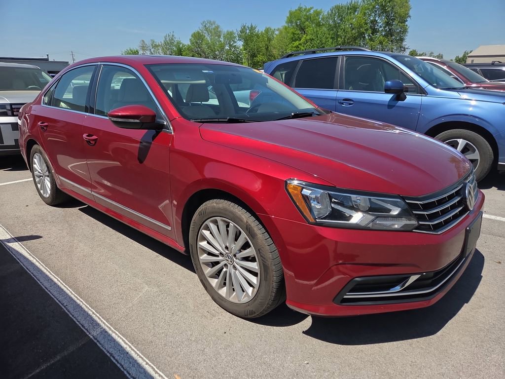 Used 2017 Volkswagen Passat 1.8T SE FWD image 1