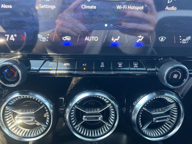 Used 2025 Chevrolet Blazer EV LT FWD image 20
