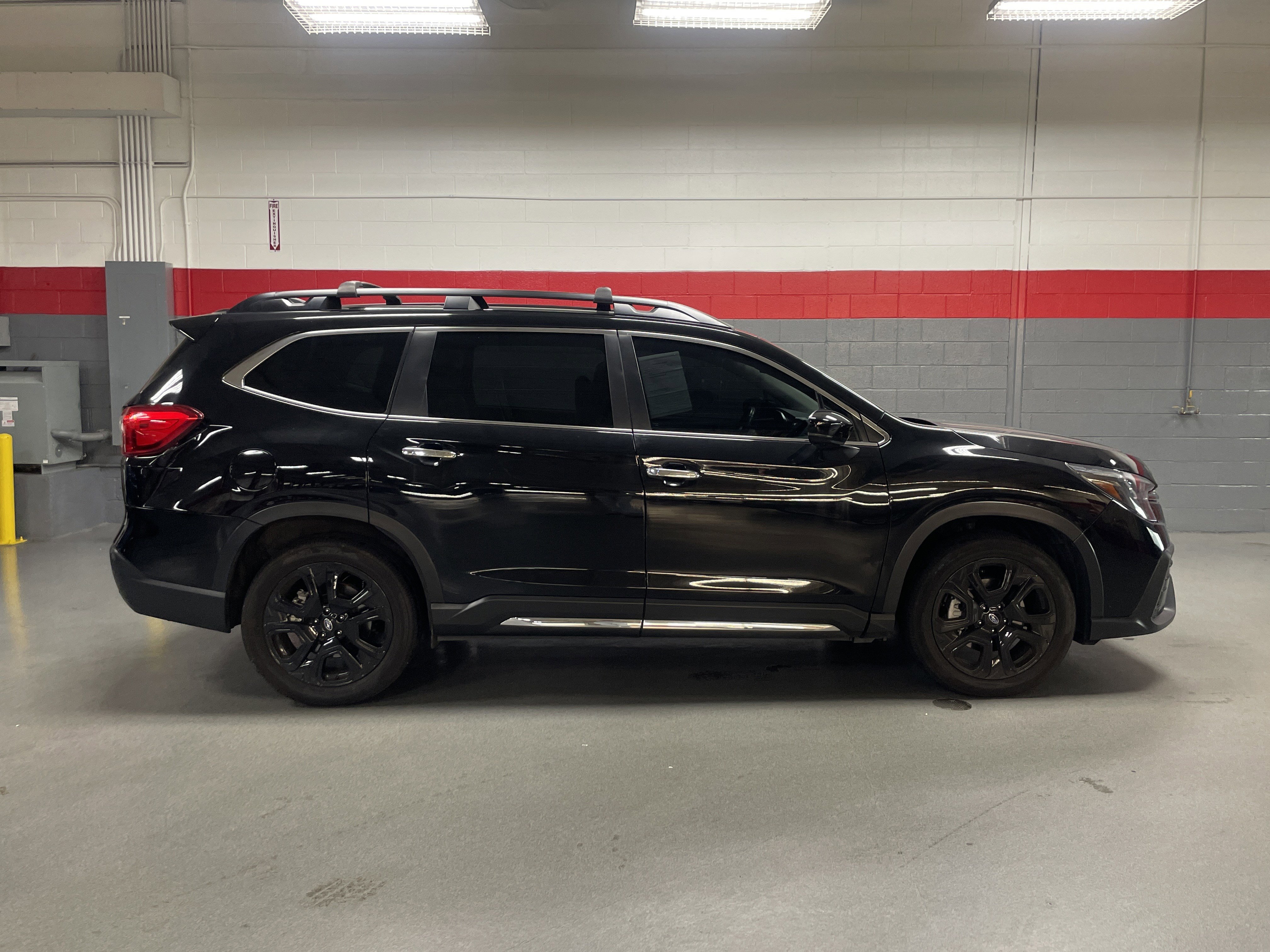 Used 2024 Subaru Ascent Touring AWD/4WD image 10