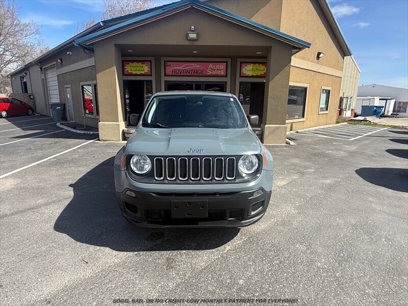 Used 2018 Jeep Renegade Sport w/ Power & Air Group AWD/4WD image 2