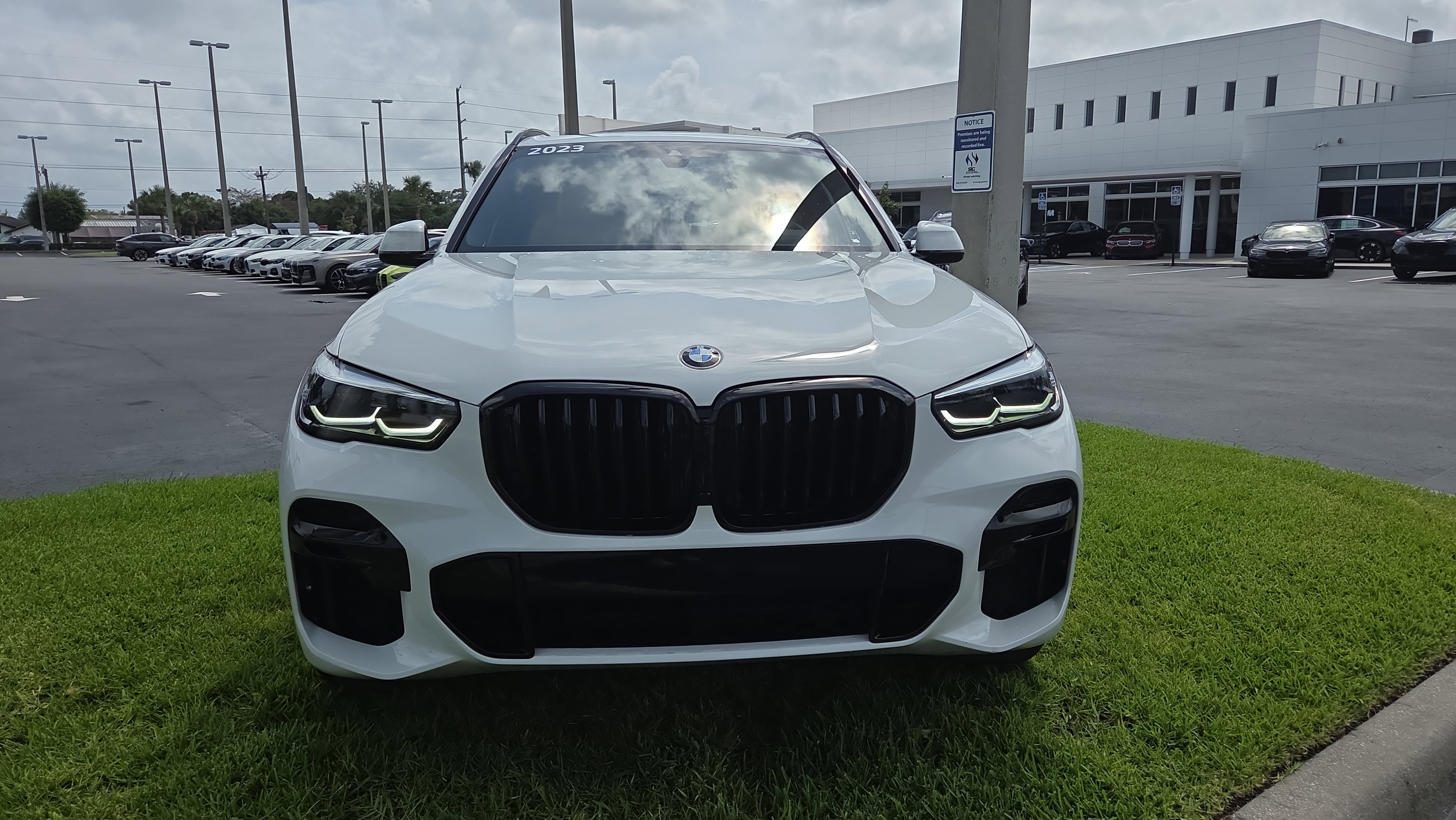 Certified 2023 BMW X5 sDrive40i w/ M Sport Package RWD image 6