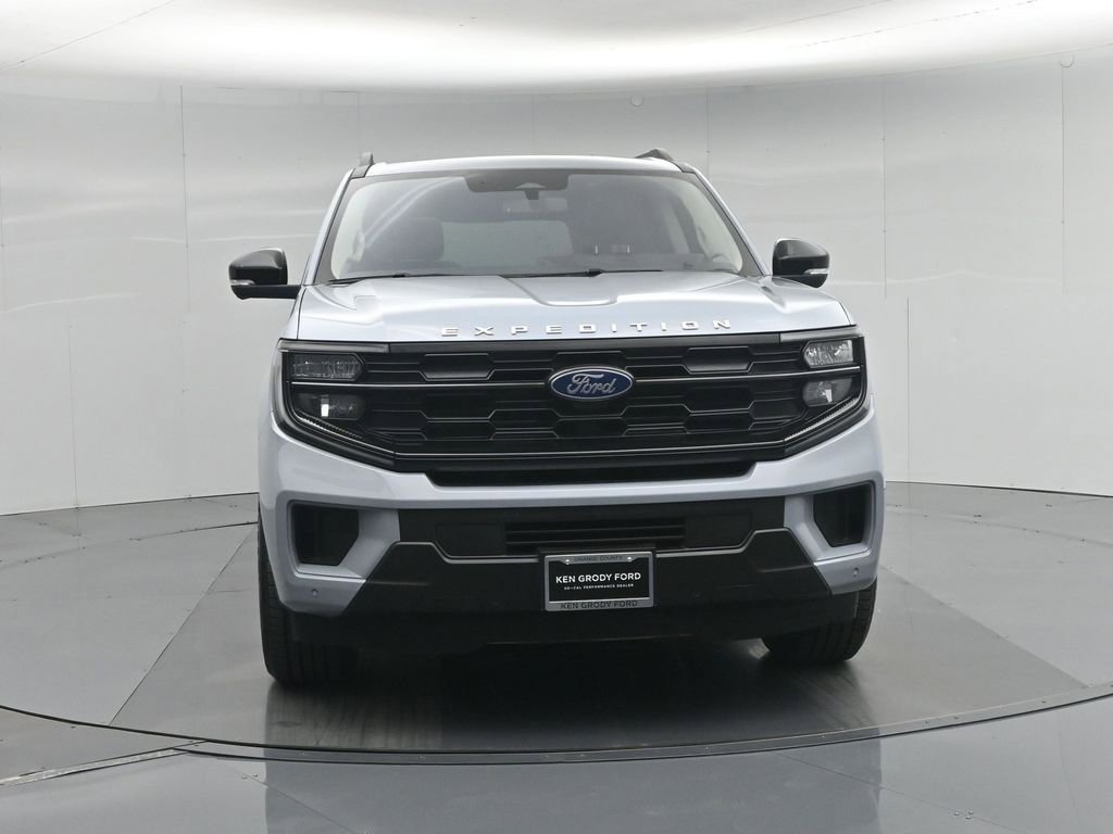 Used 2025 Ford Expedition Max Active RWD image 28