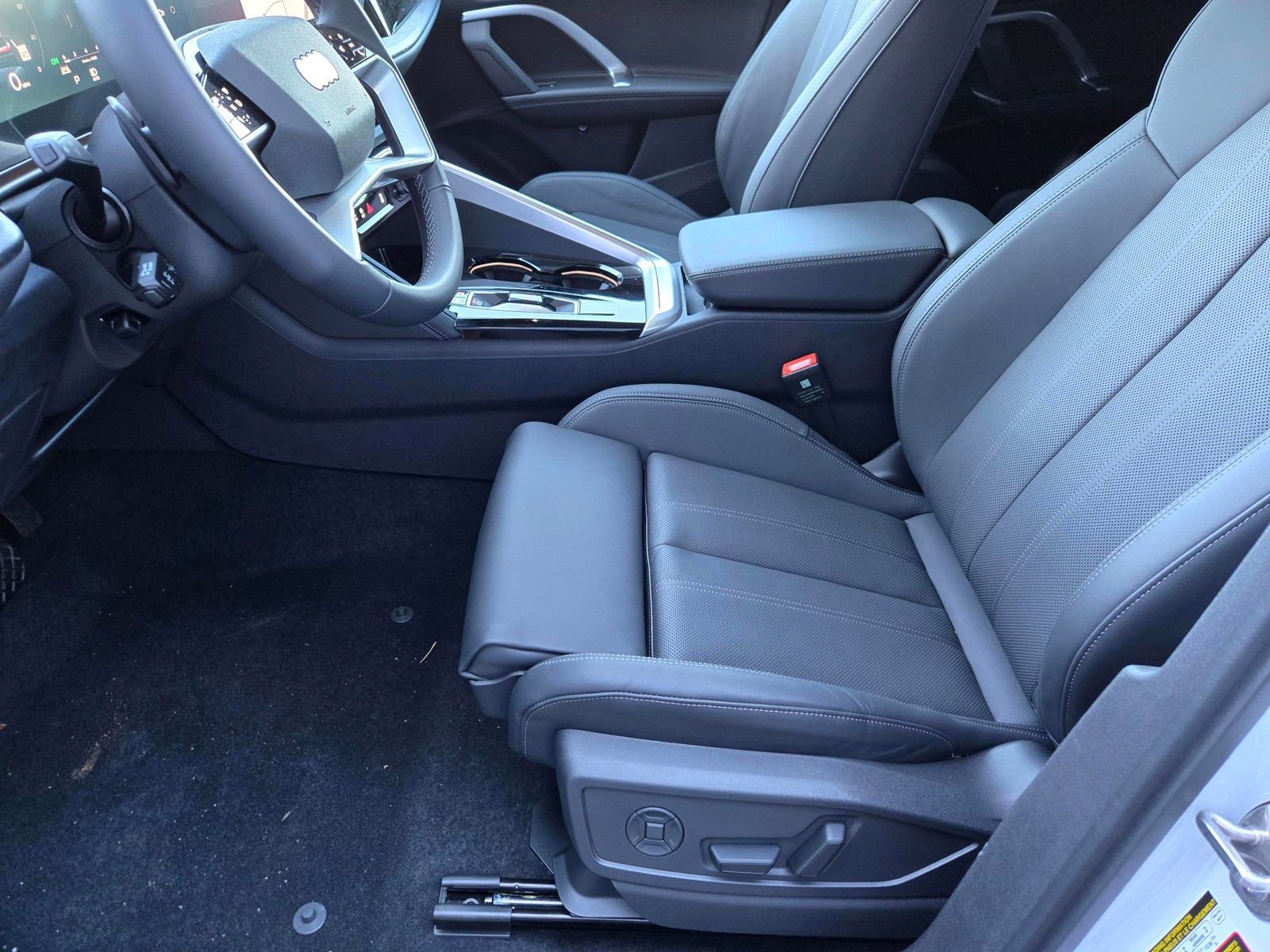 New 2025 Audi Q5 Premium Plus AWD/4WD image 26