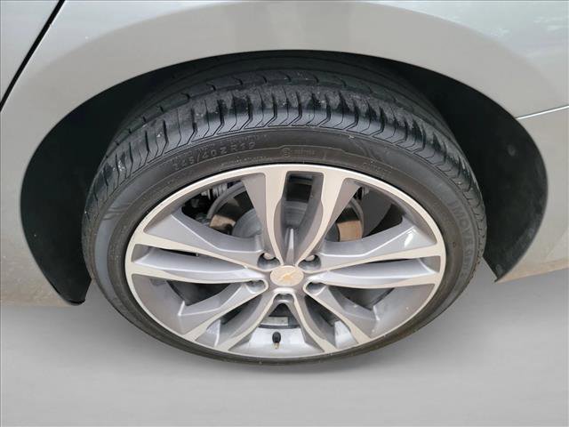 Used 2024 Chevrolet Malibu LT FWD image 12
