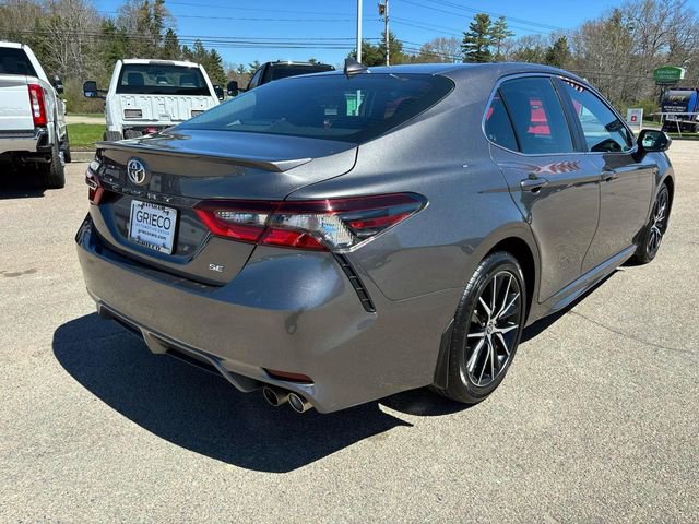 Used 2021 Toyota Camry SE w/ Cold Weather Package FWD image 3