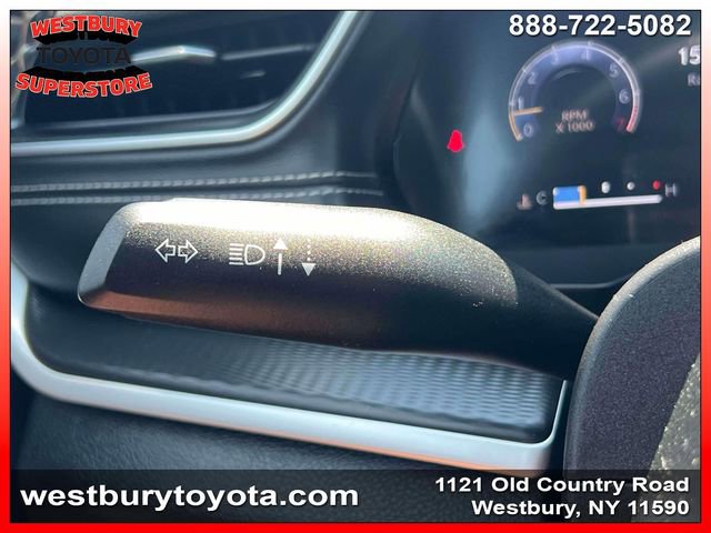 Used 2024 Jeep Grand Cherokee L Laredo AWD/4WD image 25