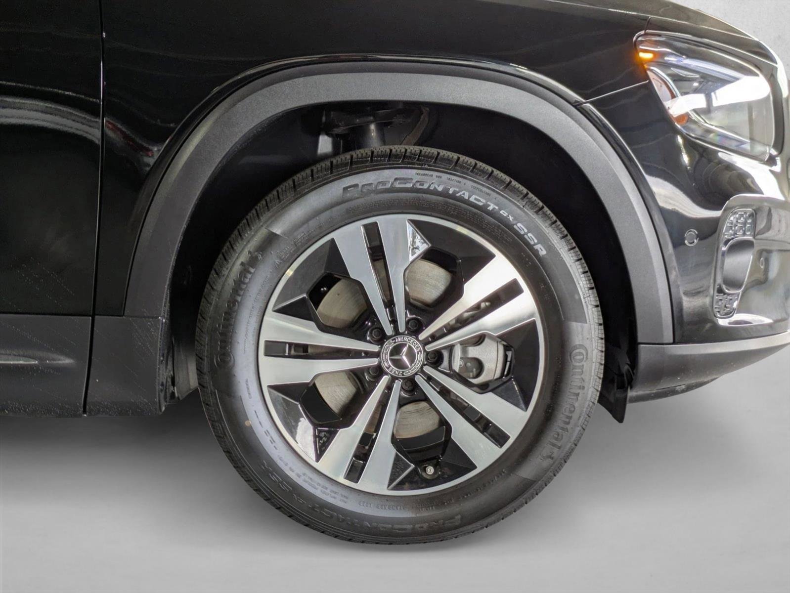Certified 2025 Mercedes-Benz GLB 250 image 21
