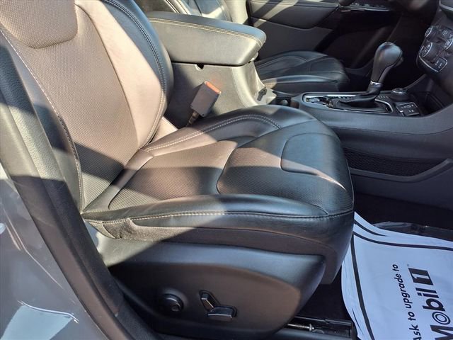 Used 2023 Jeep Cherokee Altitude Lux image 94